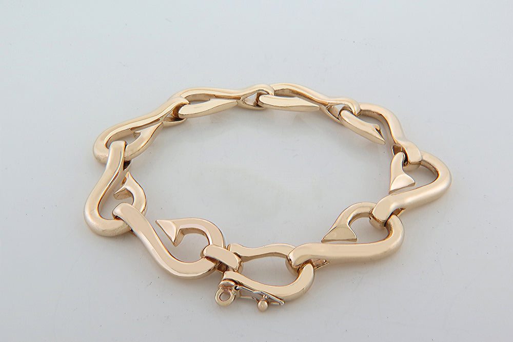 Large Gold Men's Fish Hook Bracelet. Large Gold Men's Fish Hook Bracelet.